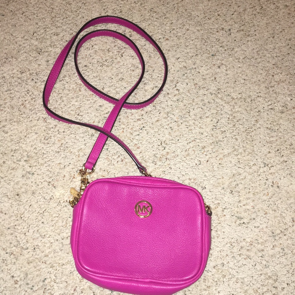 Michael Kors Fulton Hot Pink Crossbody